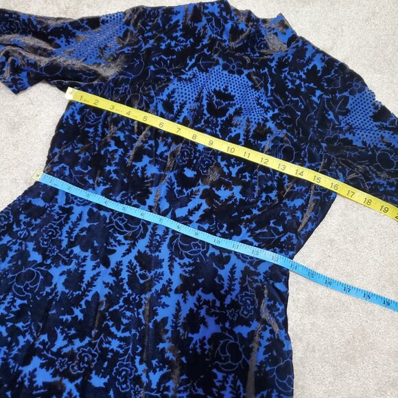BY ANTHROPOLOGIE Mock-Neck Velvet Mini Dress Open Back Burnout SS Blue Women's 4 - Picture 14 of 16